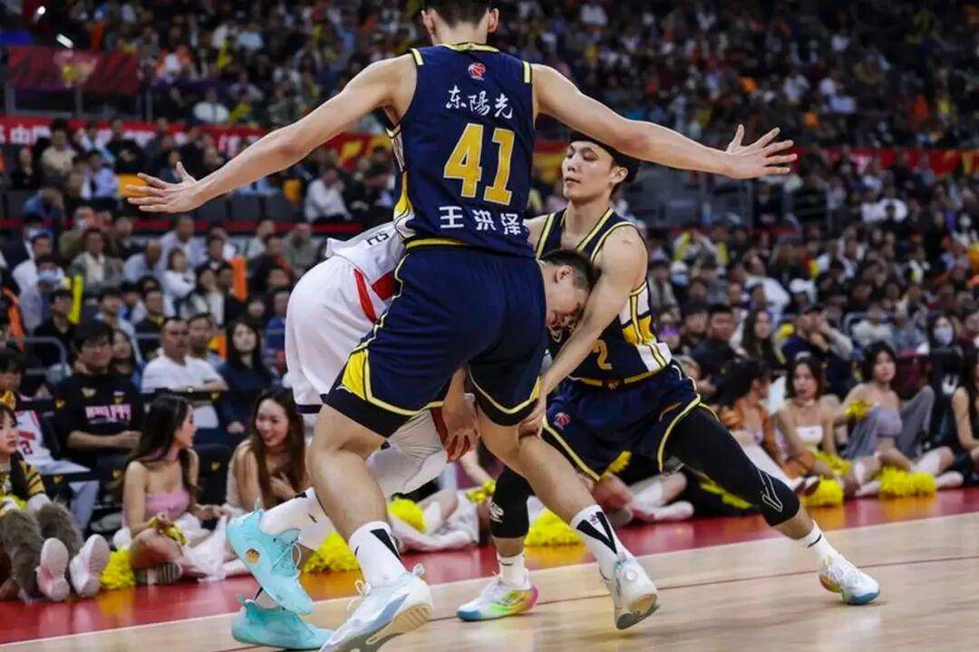 开云app-广州队迎足总杯关键赛，今晨绝杀压哨，底气十足，心理建设被强调的简单介绍