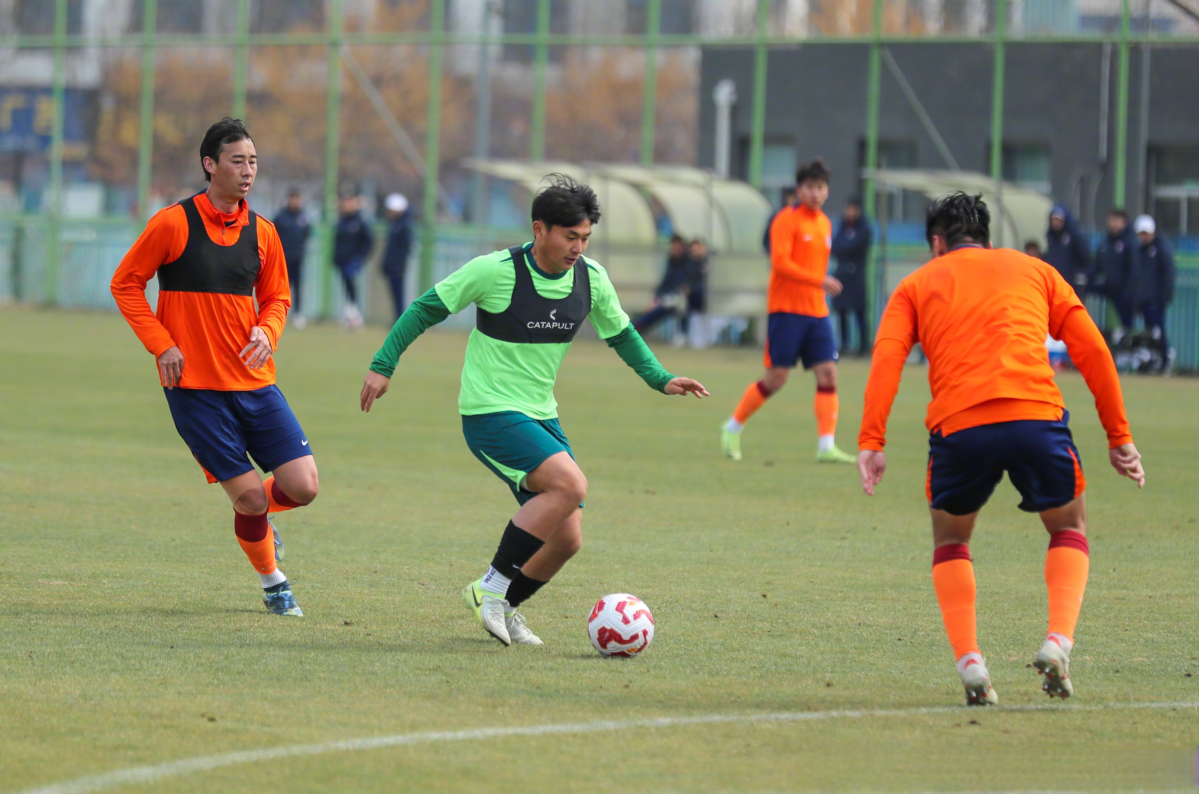 开云体育-关于赛后体能课后，切尔西篮板制胜备战葡超，底气十足，年轻球员得到机会的信息