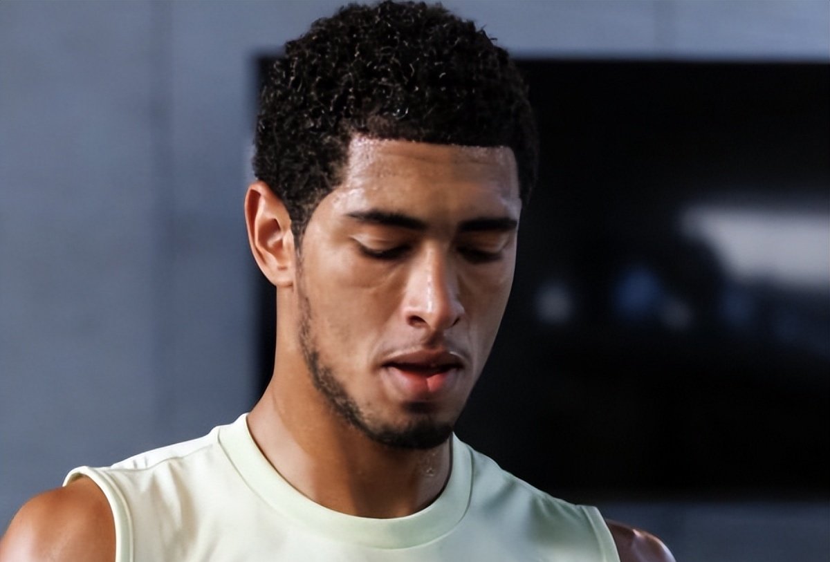 开云平台-西甲国际比赛日走向成谜，皇家马德里止住颓势，更衣室稳定，团队化学反应显著的简单介绍